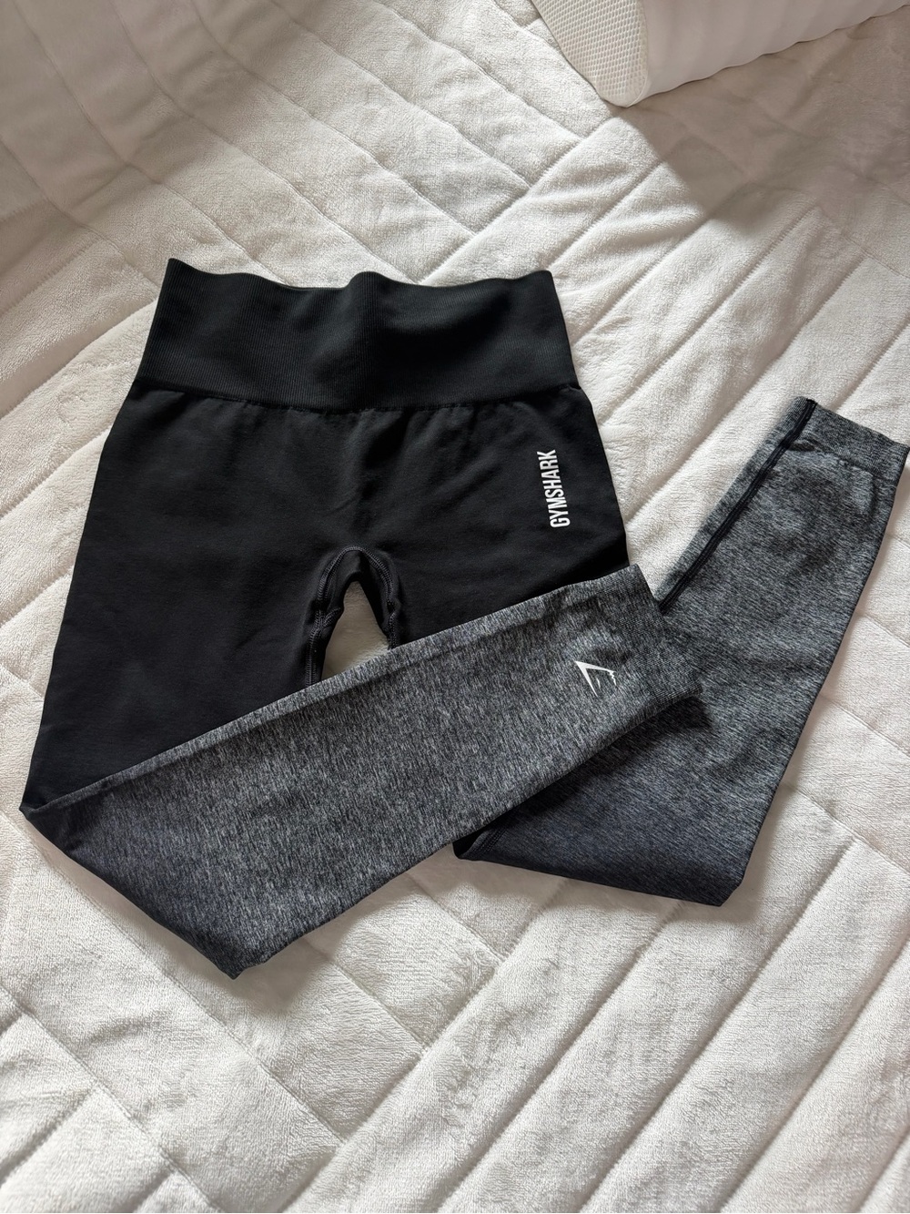 Gymshark Ladies XS ombre High-Waist Leggings — Black & Charcoal Gray